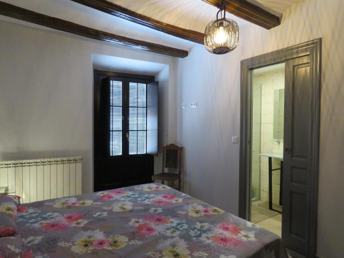 Preciosa casa centenaria en el Camino de Santiago Torres del Rio Exterior foto